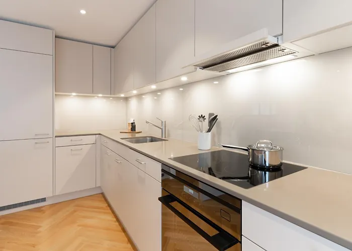 Apartment Mit 3 Schlafzimmern *